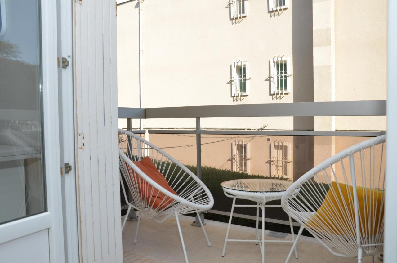 Les Pieds Dans L'Eau Apartamento Saint-Cyr-sur-Mer Exterior foto